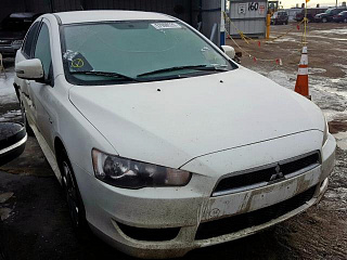 MITSUBISHI LANCER ES 2015
