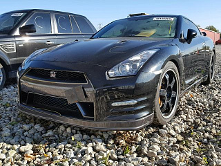 NISSAN GT-R BASE