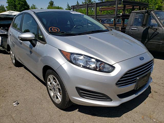 FORD FIESTA SE 2015