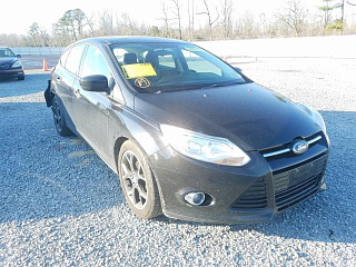 FORD FOCUS SE 2012
