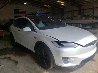 TESLA MODEL X 2019