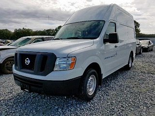 NISSAN NV 2017