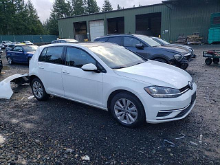 VOLKSWAGEN GOLF 2021