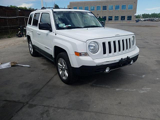 JEEP PATRIOT LATITUDE 2011