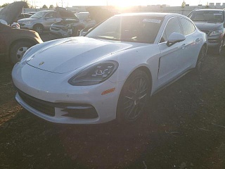 PORSCHE PANAMERA 4S 2018