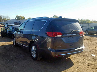 CHRYSLER PACIFICA TOURING L