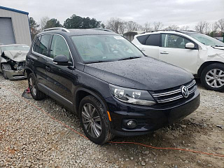 VOLKSWAGEN TIGUAN S 2014