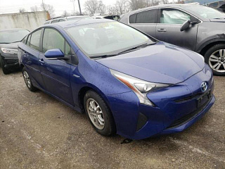 TOYOTA PRIUS 2016