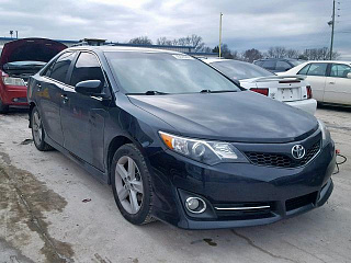 TOYOTA CAMRY 2012