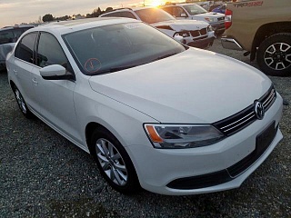 VOLKSWAGEN JETTA SE 2013