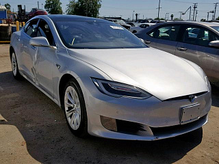   TESLA MODEL S, 2016