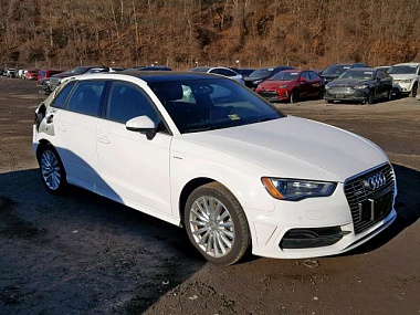 AUDI A3 E-TRON PREMIUM, 2016