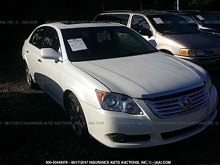   TOYOTA AVALON , 2010