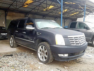 CADILLAC ESCALADE ESV PREMIUM 2011