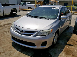 TOYOTA COROLLA BASE 2011