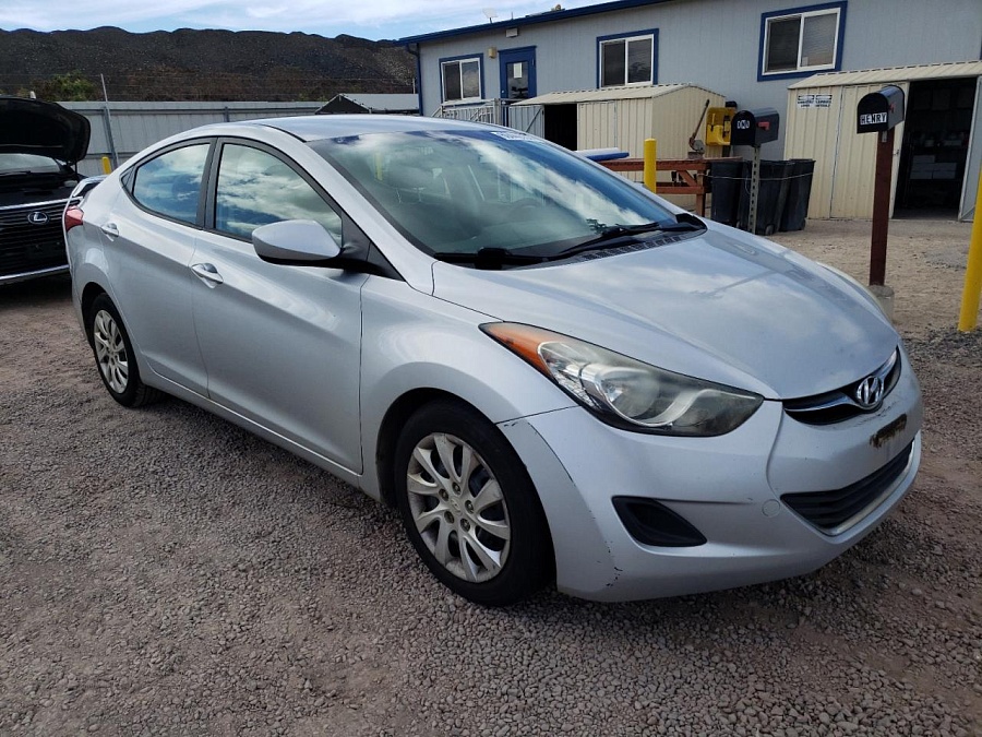 HYUNDAI ELANTRA 2013