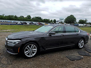 BMW 750 XI 2016