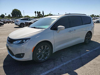 CHRYSLER PACIFICA TOURING L PLUS 2020