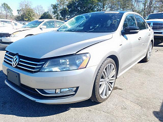 VOLKSWAGEN PASSAT SE 2014