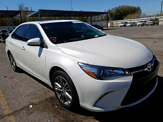 TOYOTA CAMRY LE 2016