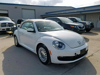 VOLKSWAGEN BEETLE 2016