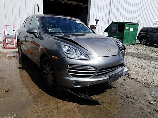 PORSCHE CAYENNE 2012