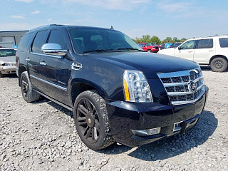 CADILLAC ESCALADE PLATINUM 2013