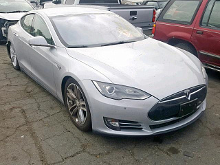  TESLA MODEL S, 2014