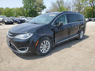 CHRYSLER PACIFICA TOURING L 2017