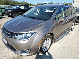 CHRYSLER PACIFICA TOURING PLUS 2018