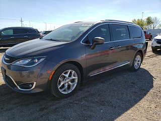 CHRYSLER PACIFICA TOURING L 2018