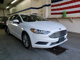 FORD FUSION SE HYBRID 2017