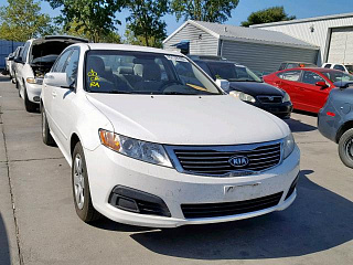 KIA OPTIMA LX 2010