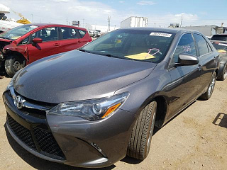 TOYOTA CAMRY LE 2017