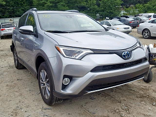 TOYOTA RAV4 HV LE 2017