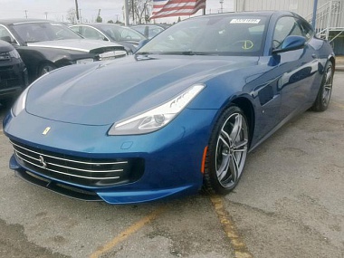 FERRARI GTC4 LUSSO