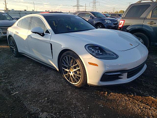 PORSCHE PANAMERA 4S 2018