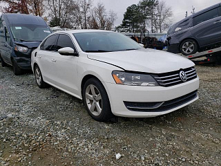 VOLKSWAGEN PASSAT SE 2012