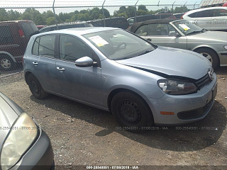 VOLKSWAGEN GOLF 2012