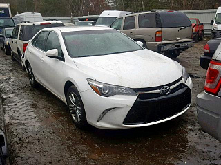 TOYOTA CAMRY LE 2017