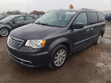 CHRYSLER TOWN & COUNTRY TOURING 2016