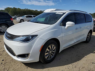 CHRYSLER PACIFICA TOURING L PLUS 2019