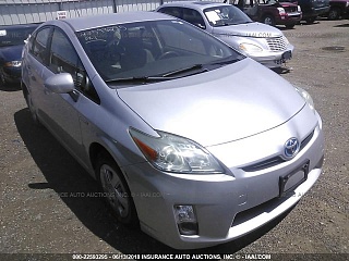   TOYOTA PRIUS, 2010