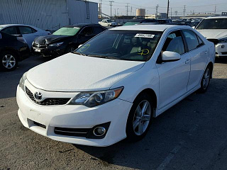TOYOTA CAMRY L, 2013