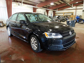 VOLKSWAGEN JETTA SE 2013
