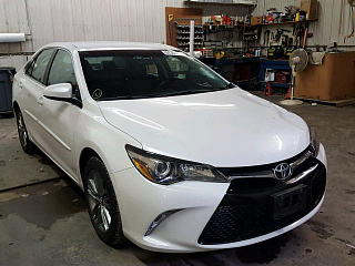 TOYOTA CAMRY LE 2016