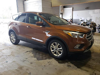 FORD ESCAPE SE 2017