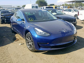 TESLA MODEL 3 2019