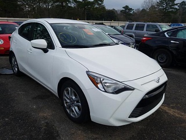 TOYOTA YARIS IA 2017