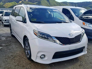 TOYOTA SIENNA SPORT, 2015
